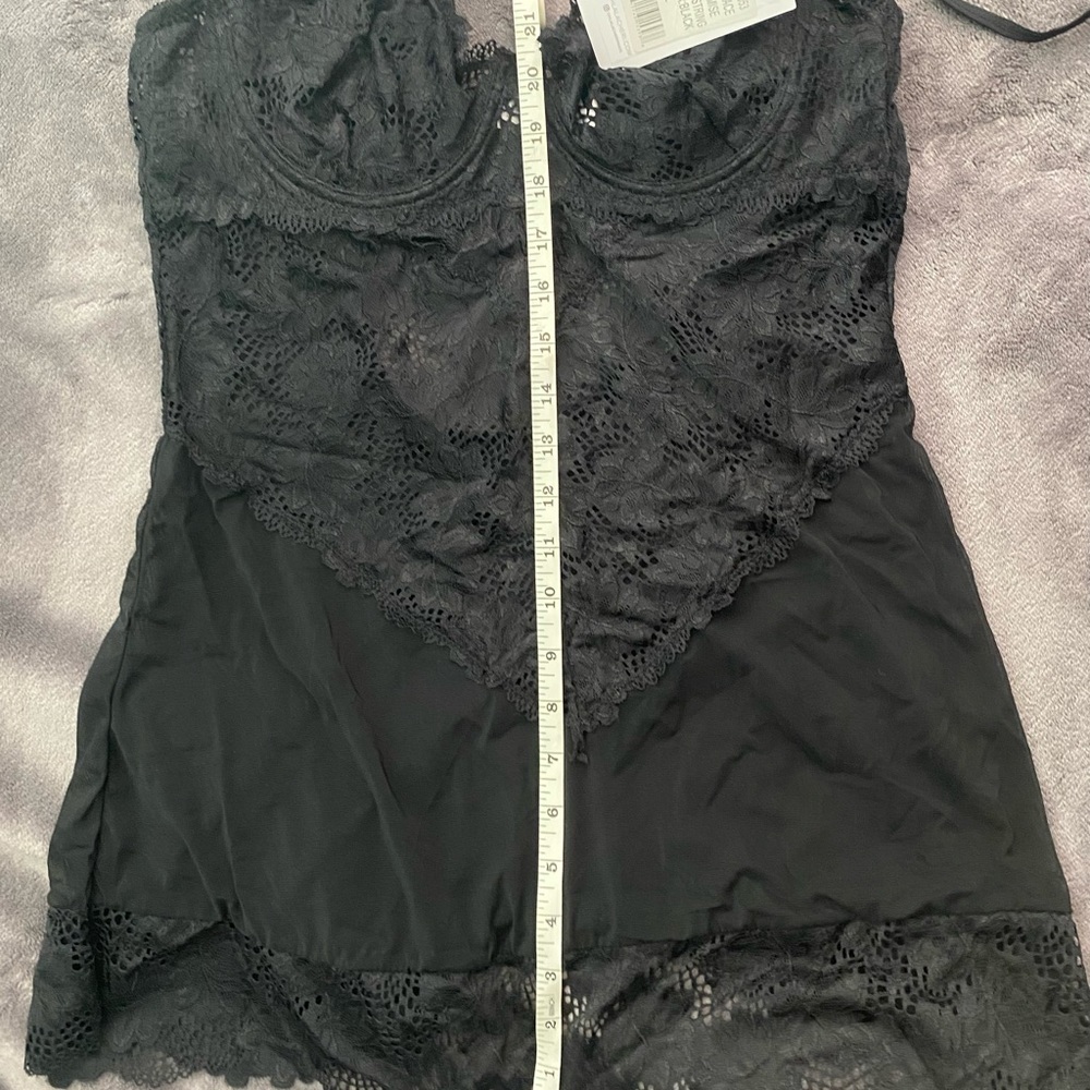 Chemise / lingerie - Picture 5 of 10